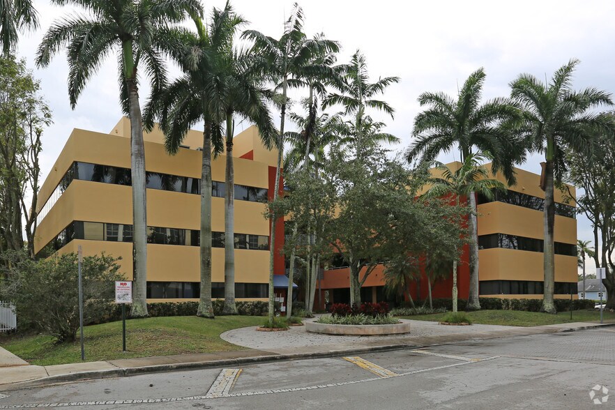 More Photos Of 151 NW 11th St, Homestead Medical For Sale