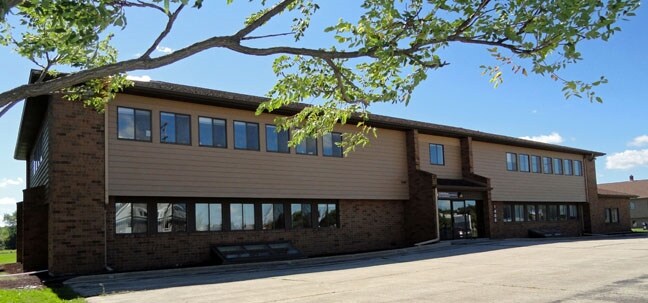 More Photos Of 1477 Kenwood Dr, Menasha Unknown For Lease