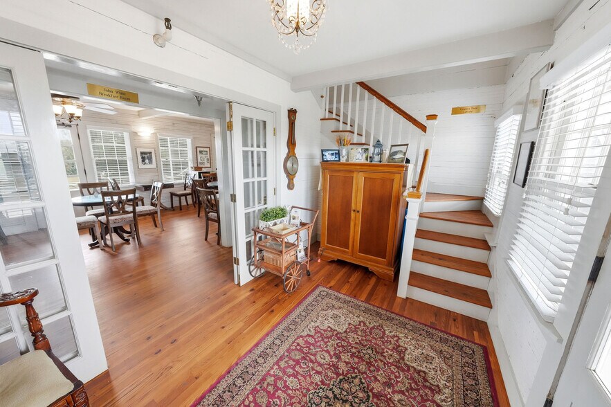 More Photos Of 6715 S Croatan Hwy, Nags Head Hotel For Sale