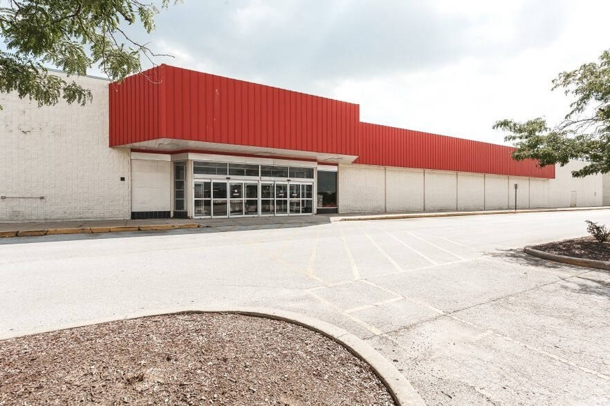 More Photos Of 4011 Lincoln Hwy, Matteson Freestanding For Lease