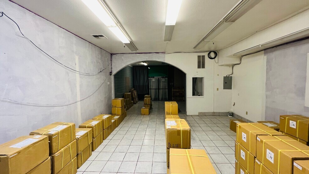 More Photos Of 324 7th St, Oakland General Retail For Sale