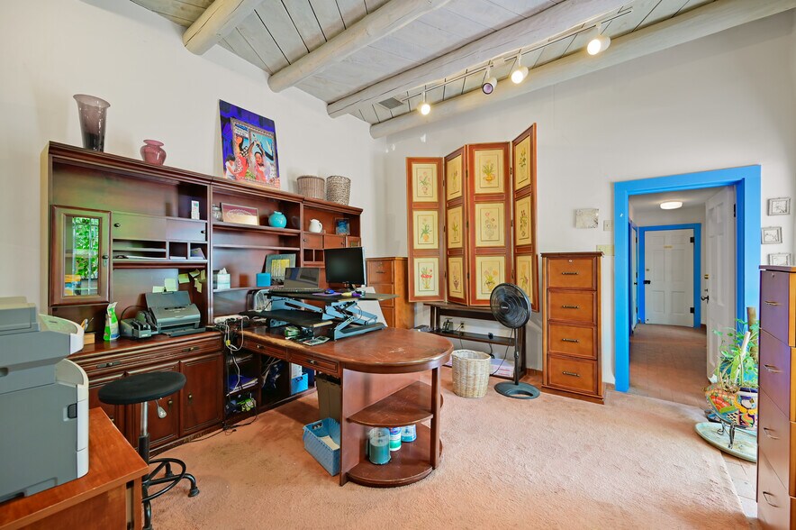 More Photos Of 200 W De Vargas St, Santa Fe Office For Sale