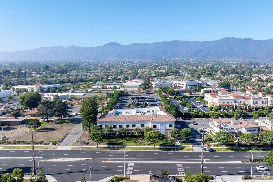 More Photos Of 260 E Ontario Ave, Corona Medical For Sale