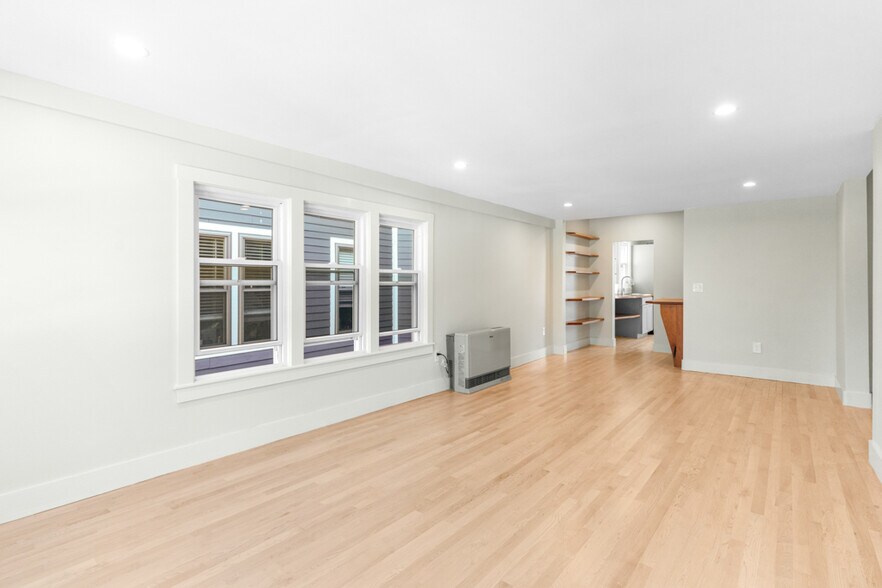 More Photos Of 736 Forest Ave, Portland Office Residential For Sale