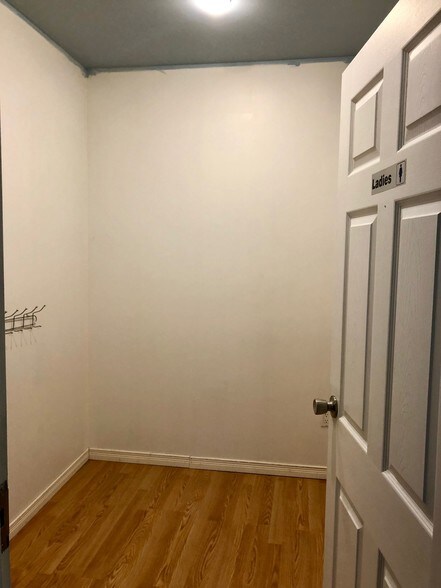 More Photos Of 1390-1400 Plains Rd E, Burlington General Retail For Lease