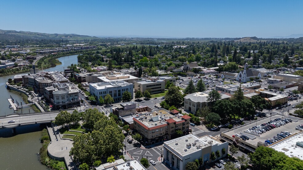 More Photos Of 1001 2nd St, Napa Office For Lease