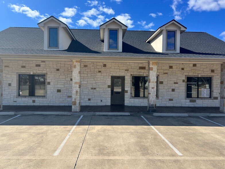 More Photos Of 503 FM 1431, Marble Falls Medical For Lease