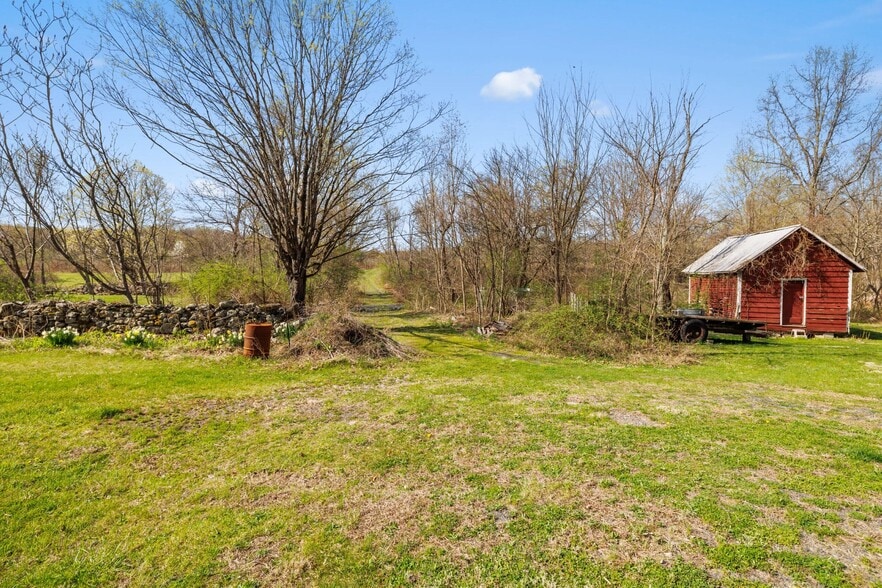 More Photos Of 52 Allhusen Rd, New Paltz Winery Vineyard For Sale