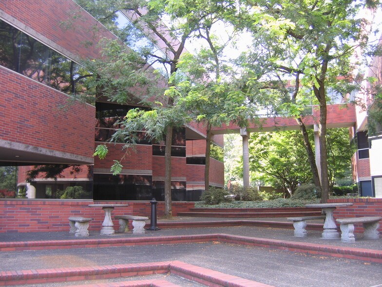 More Photos Of 8000 NE Parkway Dr, Vancouver Office For Lease
