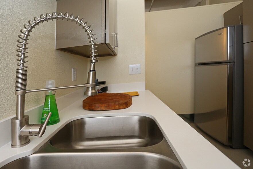 More Photos Of 317 Lexington Ave, San Antonio Apartments For Lease