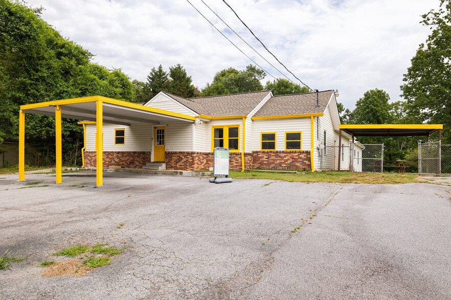 More Photos Of 824 Temple Rd, Bremen Daycare Center For Sale