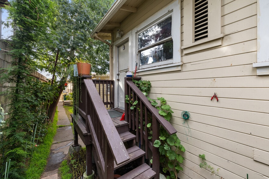 More Photos Of 4422 Ygnacio Ave, Oakland Apartments For Sale