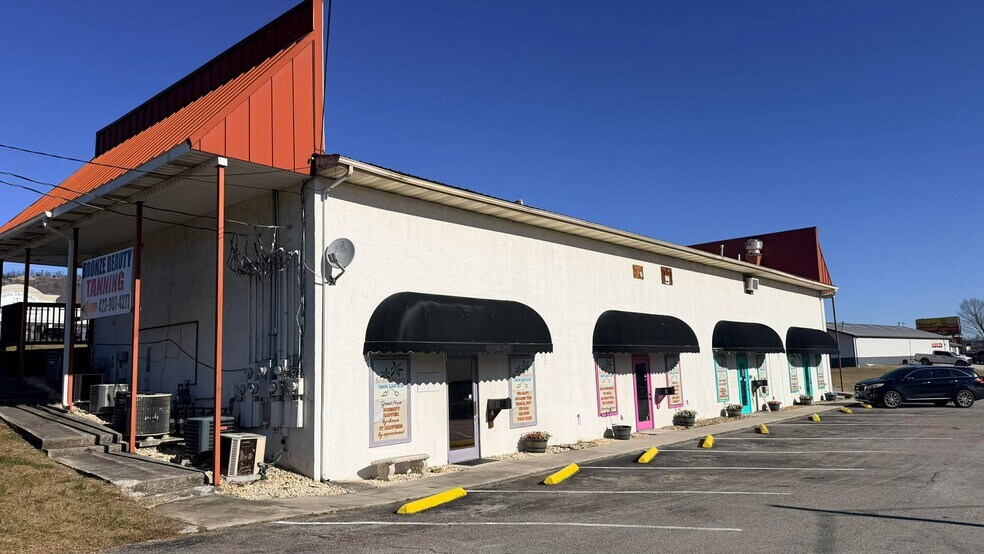 More Photos Of 3175 Appalachian Hwy, Jacksboro Office For Sale