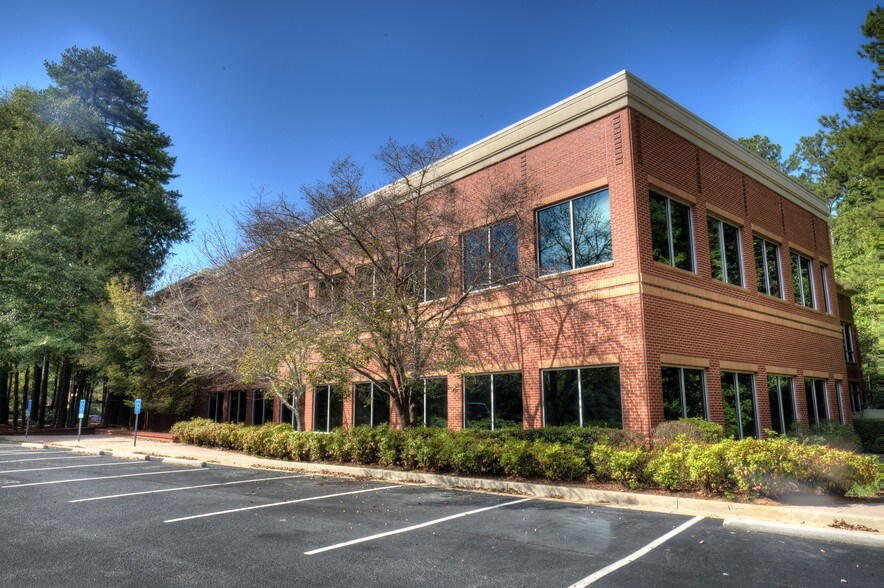 More Photos Of 403 Westpark Ct, Peachtree City Office For Lease