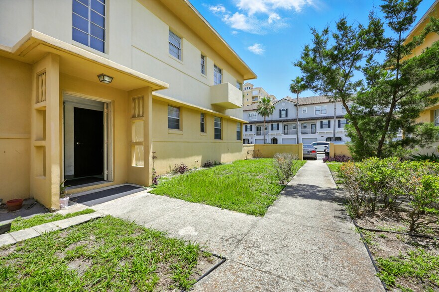 More Photos Of 820-910 2nd St St, Jacksonville Beach, Jacksonville Beach Apartments For Sale