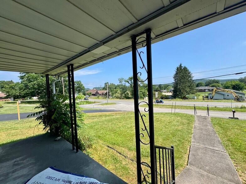 More Photos Of 1388 Ritter Dr, Daniels Freestanding For Sale