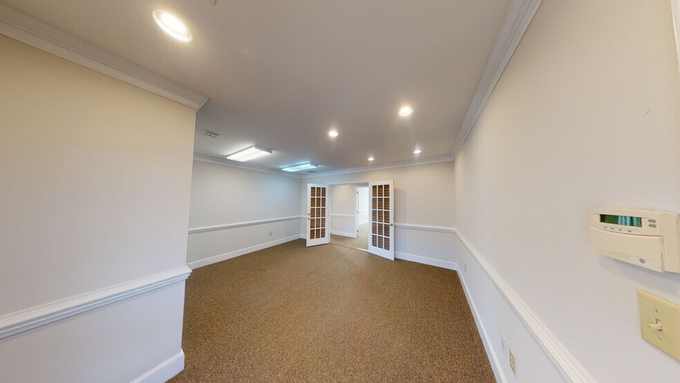 More Photos Of 911 Paverstone Dr, Raleigh Coworking Space