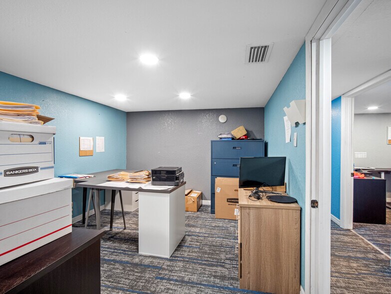 More Photos Of 16299 Cortez Blvd, Brooksville Industrial For Sale