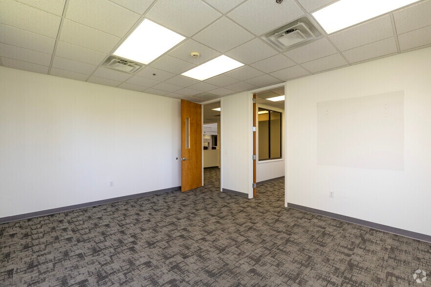 More Photos Of 1701 Biotech Way, Sarasota Office Residential For Sale