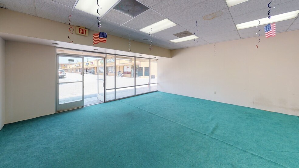 More Photos Of 15112-15212 S Western Ave, Gardena Unknown For Lease