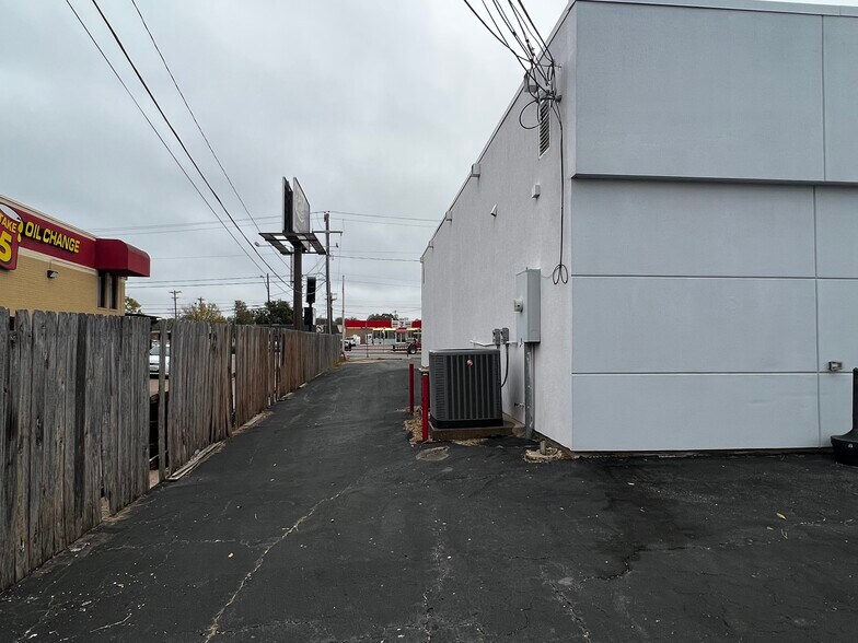 More Photos Of 4850 S 14th St, Abilene General Retail For Sale