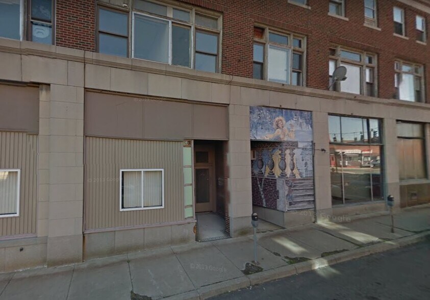 More Photos Of 257 Main St, Johnson City Apartments For Sale