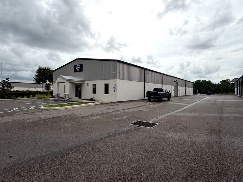 More Photos Of 4708 Lena Rd, Bradenton Warehouse For Sale