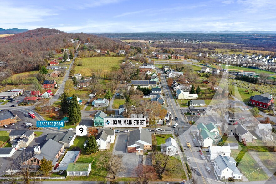 More Photos Of 103 W Main St, Hedgesville Office For Lease