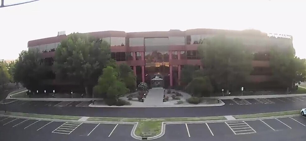 More Photos Of 3201 W White Oaks Dr, Springfield Office For Sale