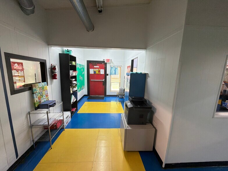 More Photos Of 1816 Hinson Loop Rd, Little Rock Daycare Center For Sale