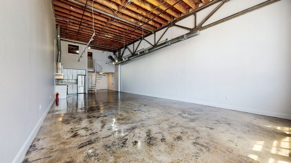 More Photos Of 887 W Marietta St NW, Atlanta Loft Creative Space For Lease