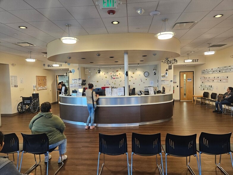 More Photos Of 10690 Del Mar Pky, Aurora Unknown For Lease