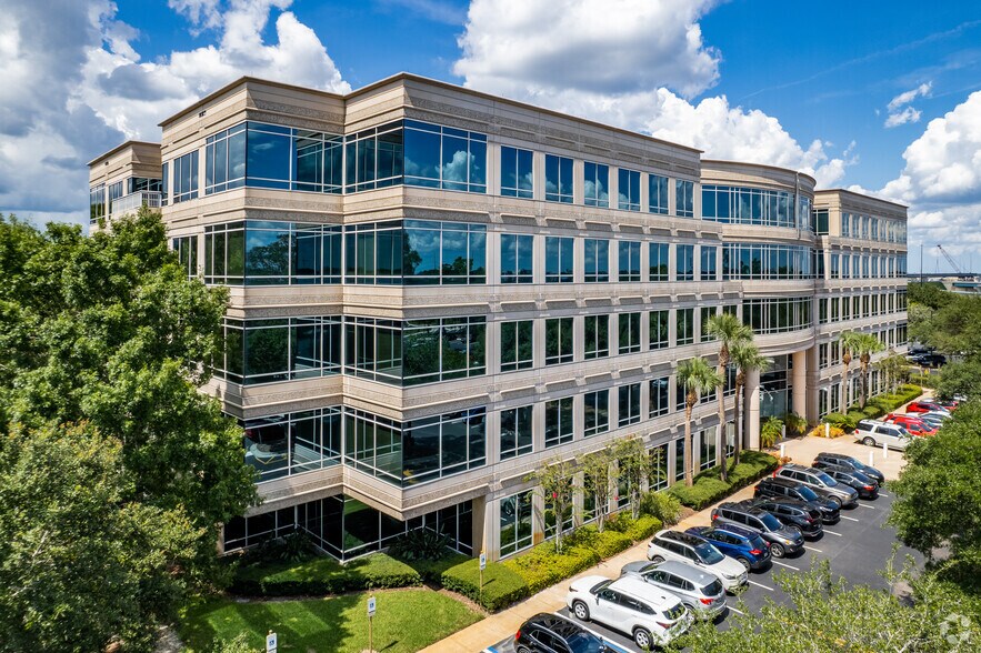 More Photos Of 100 Colonial Center Pky, Lake Mary Office For Lease
