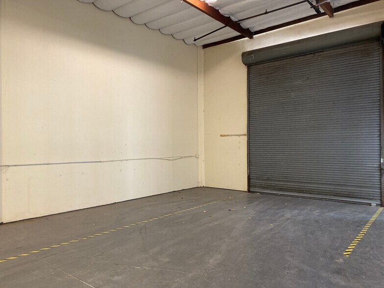 More Photos Of 88-96 Mitchell Blvd, San Rafael Manufacturing For Lease