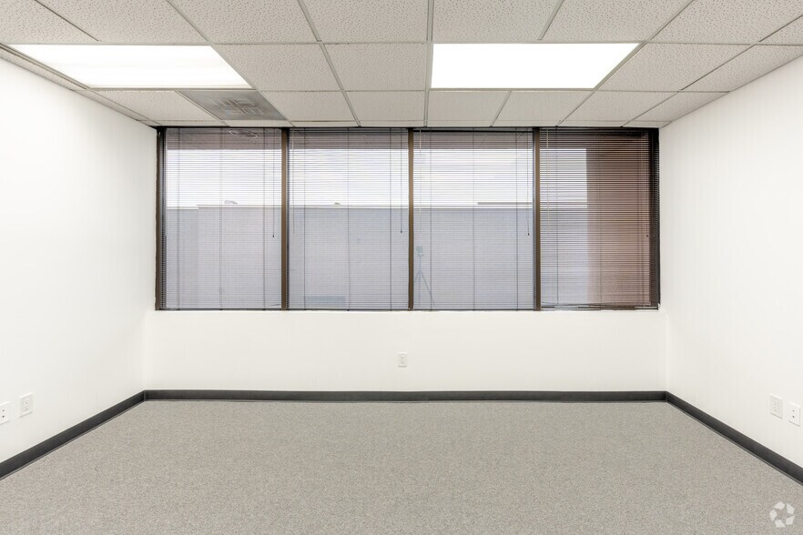 More Photos Of 750 N Diamond Bar Blvd, Diamond Bar Office For Sale