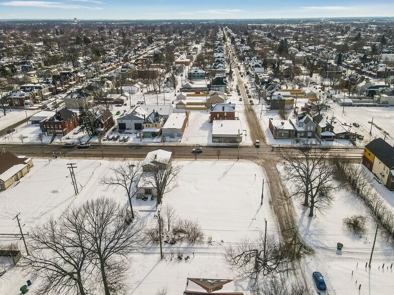 More Photos Of 1068-1072 E Livingston Ave, Columbus Storefront Retail Residential For Sale