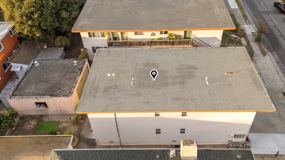 More Photos Of 2920-2922 Stanton St, Berkeley Apartments For Sale