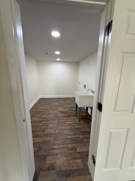 More Photos Of 2810 Hillsborough Rd, Durham Office For Lease