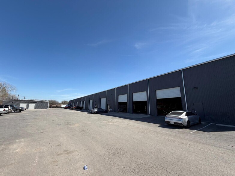 More Photos Of 6910 NE Loop 410, San Antonio Unknown For Lease