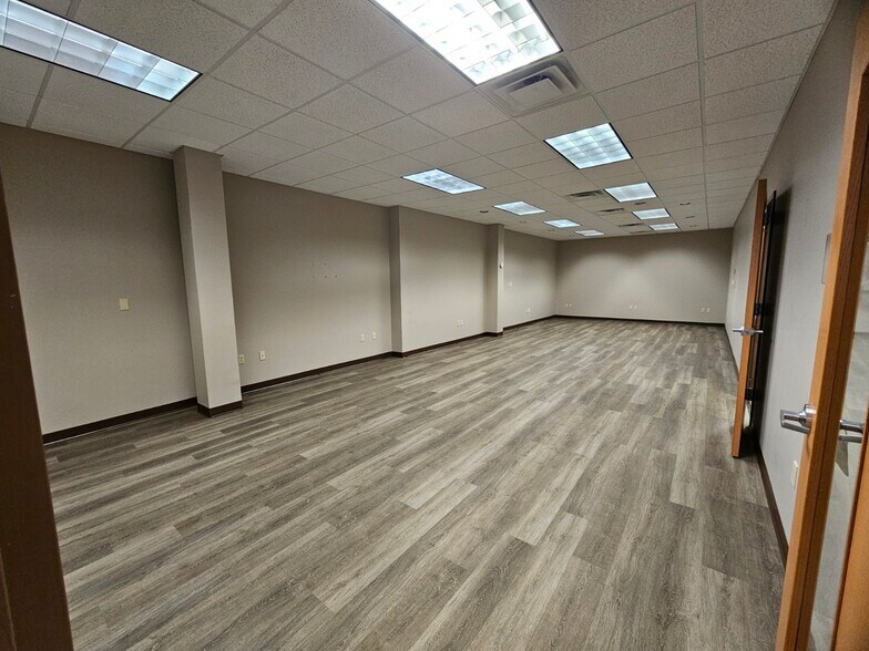 More Photos Of 470-479 Jeffers St, Dubois Office For Lease