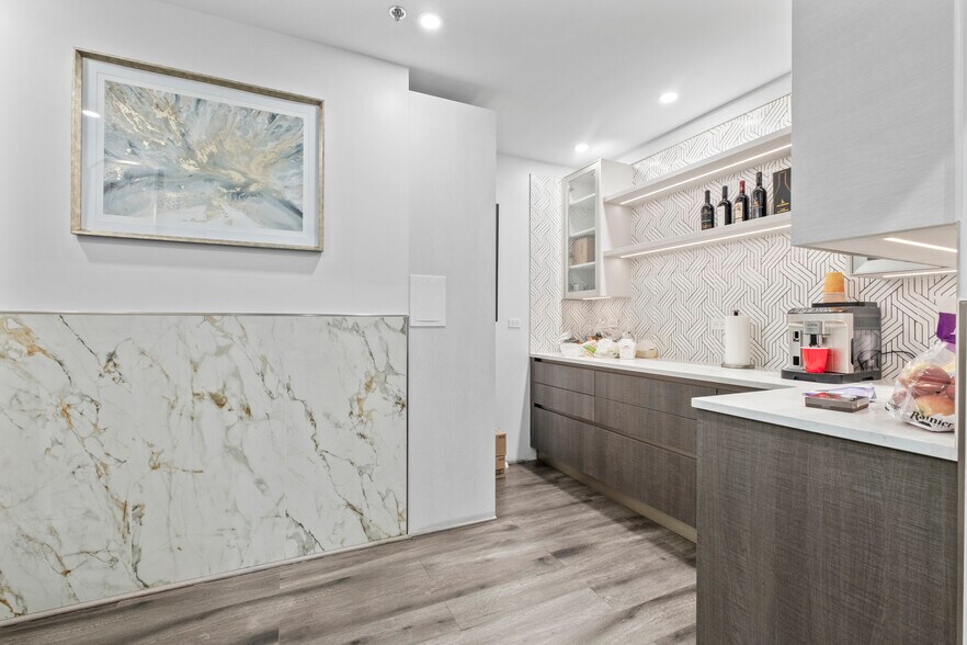 More Photos Of 1529 N 31st Ave, Melrose Park Truck Terminal For Lease