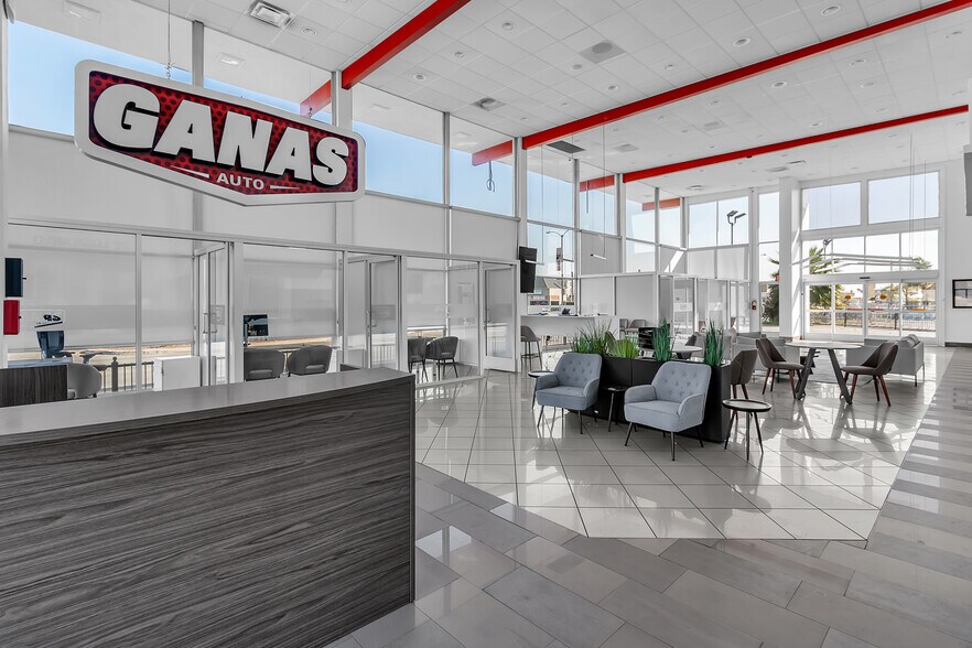 More Photos Of 13851-13861 Harbor Boulevard, Garden Grove Auto Dealership For Lease