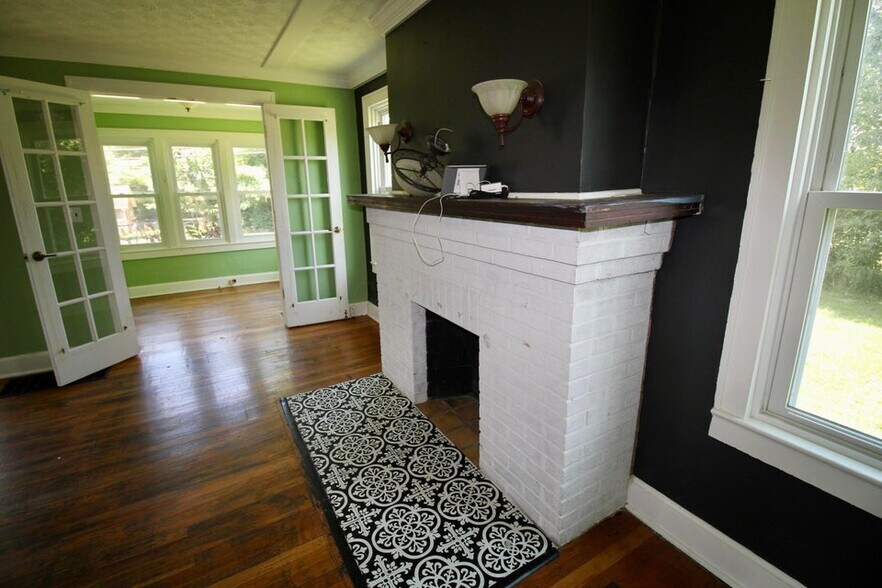 More Photos Of 1805 Columbus Rd, Granville Specialty For Sale