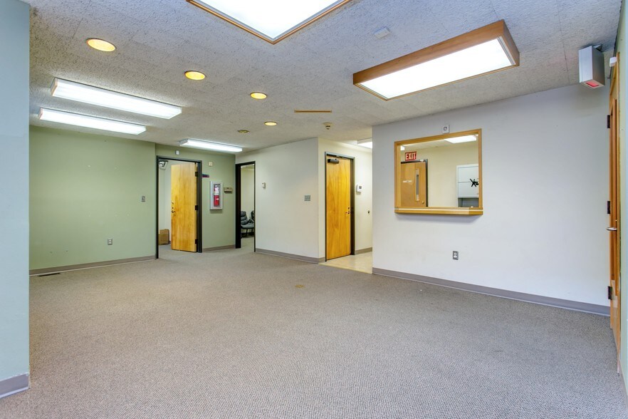 More Photos Of 1200 N 14th Ave, Pasco Medical For Sale