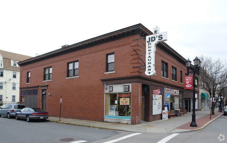 More Photos Of 59 N Washington St, North Attleboro Storefront Retail Residential For Sale