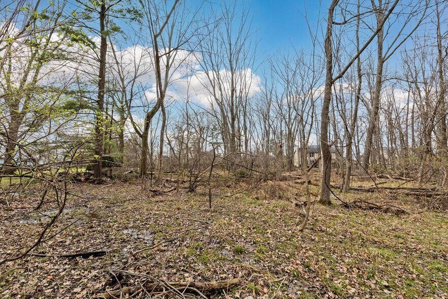 More Photos Of 132-136 Highland Ave, Worthington Land For Sale