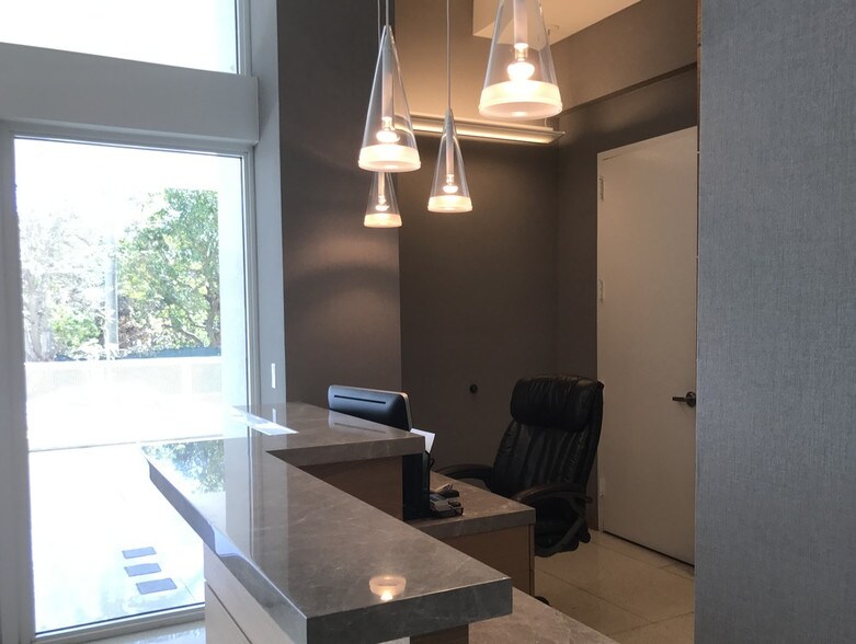 More Photos Of 1011 Sunnybrook Rd, Miami Office For Lease