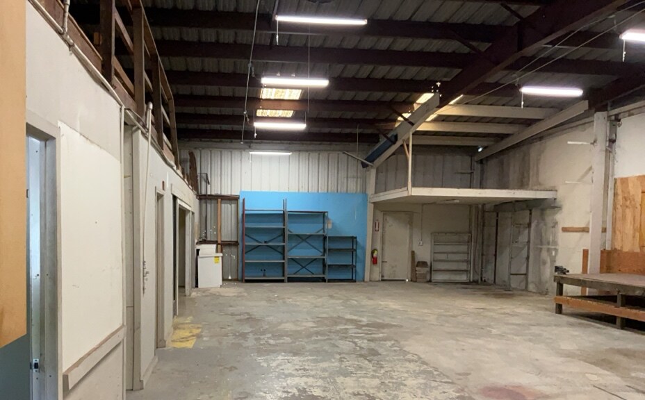 More Photos Of 760 Waugh Ln, Ukiah Warehouse For Lease