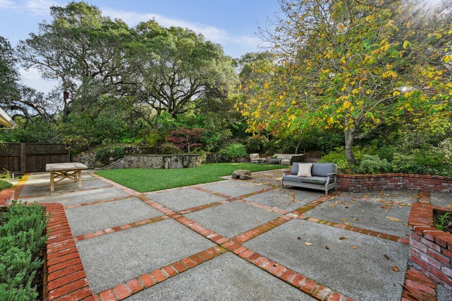 More Photos Of 1605 Lucas Valley Rd, San Rafael Healthcare For Sale