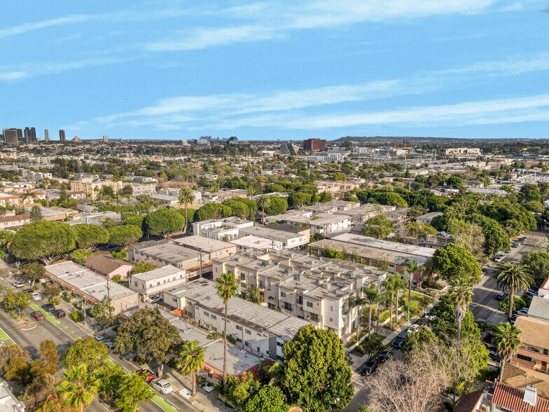 More Photos Of 1507 Berkeley St, Santa Monica Apartments For Sale